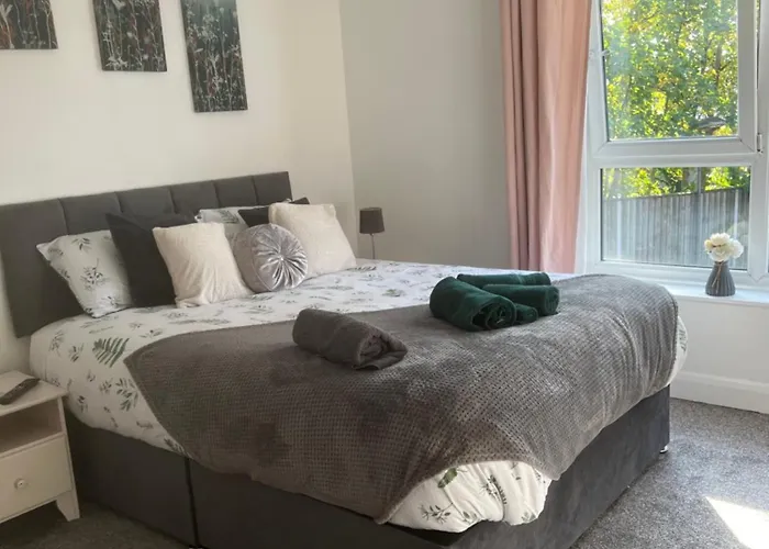 Flat In Greater Manchester