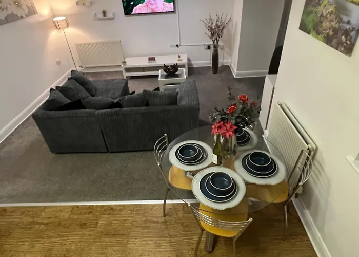 Flat In Greater Manchester